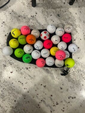Assorted Golf Ball Lot with bag Callaway Nike Titleist Bridgestone TopFlite 29